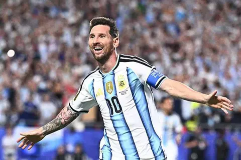 على موعد مع ليلة تاريخية.. ميسي يطارد رقمين قياسيين في مواجهة النمسا بكأس العالم